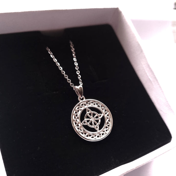 Sterling silver celtic knot necklace